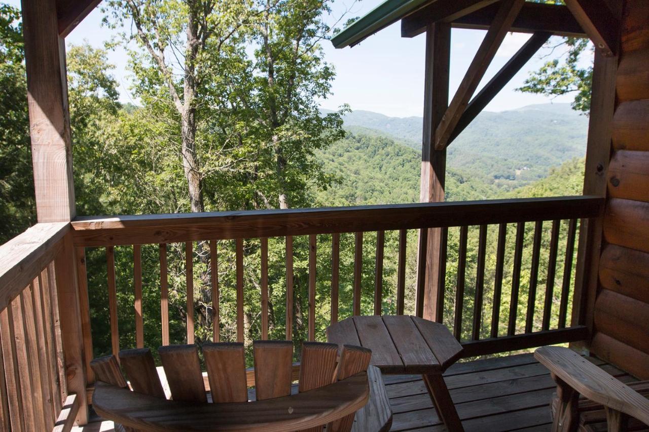 Lazy Bear Lodge Valle Crucis Eksteriør bilde