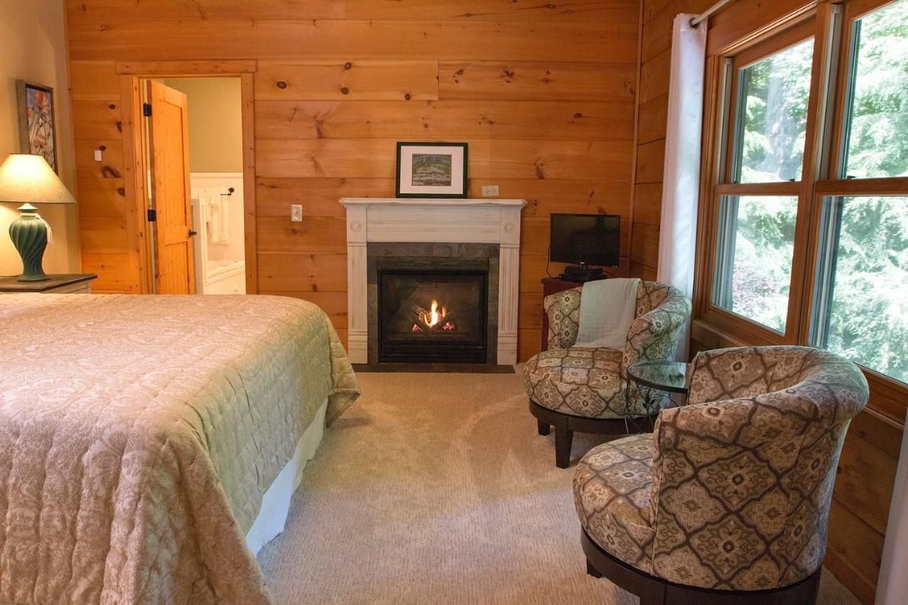 Lazy Bear Lodge Valle Crucis Eksteriør bilde